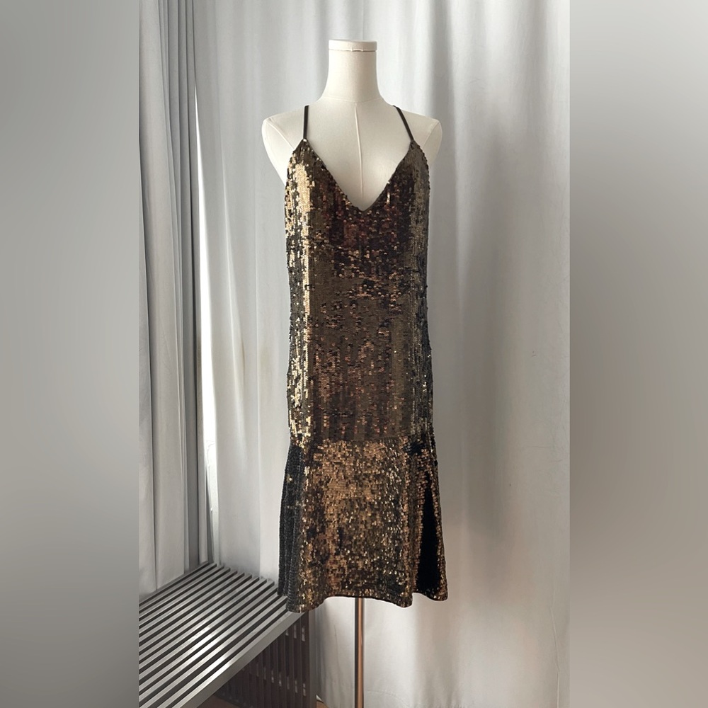 Twinset sparkling gold sequence dress.  Side zipper, size Medium 44
